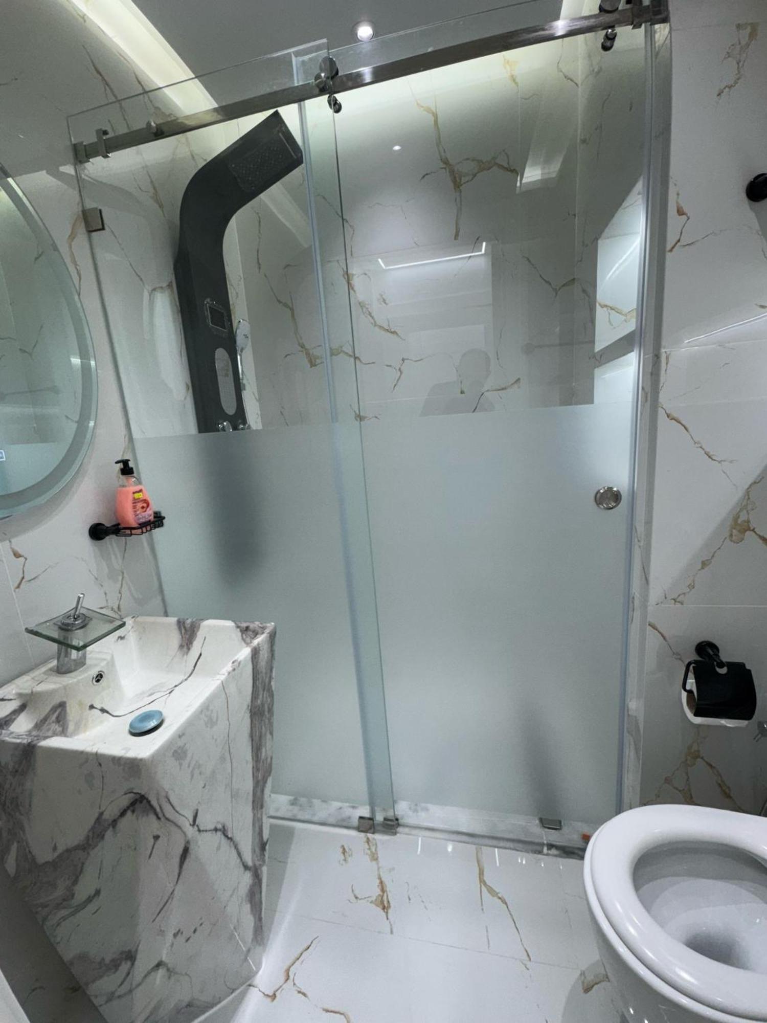 Appartement Ires 1 *